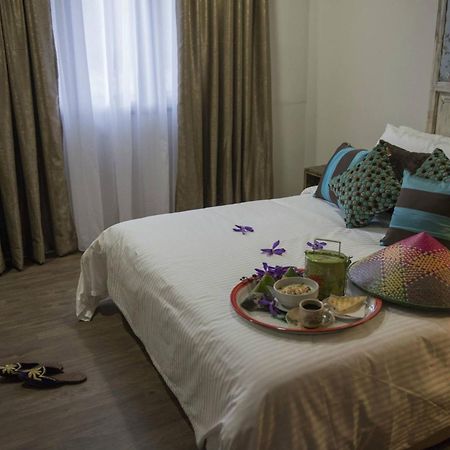 Redstone Boutique Hotel Куала Лумпур Екстериор снимка