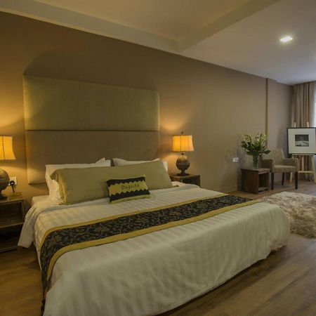Redstone Boutique Hotel Куала Лумпур Екстериор снимка