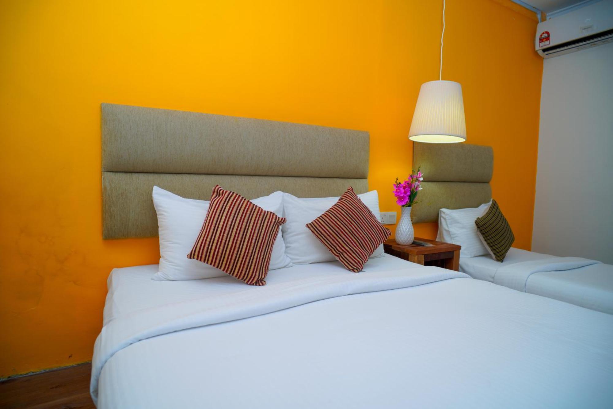 Redstone Boutique Hotel Куала Лумпур Екстериор снимка