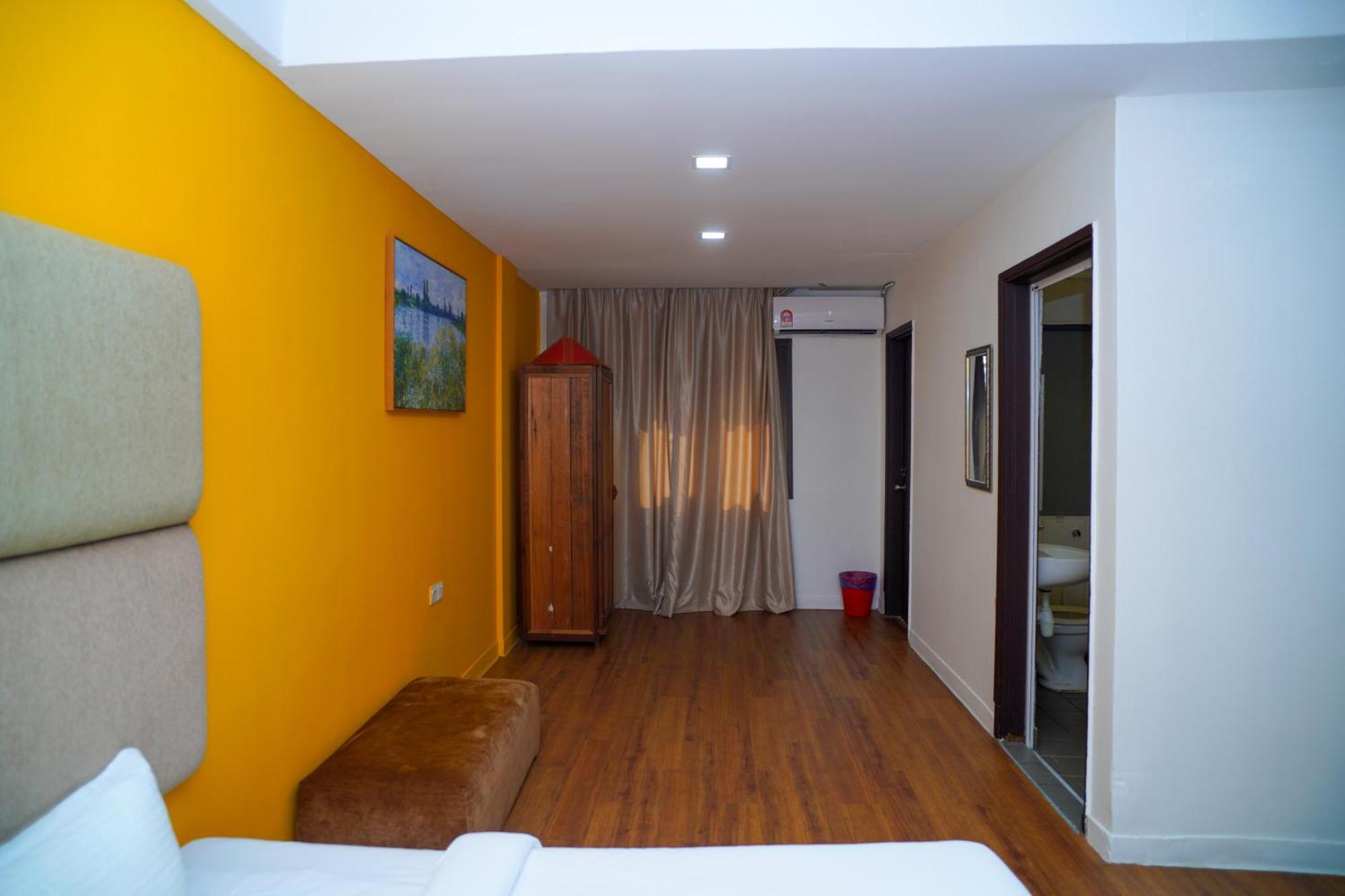 Redstone Boutique Hotel Куала Лумпур Екстериор снимка