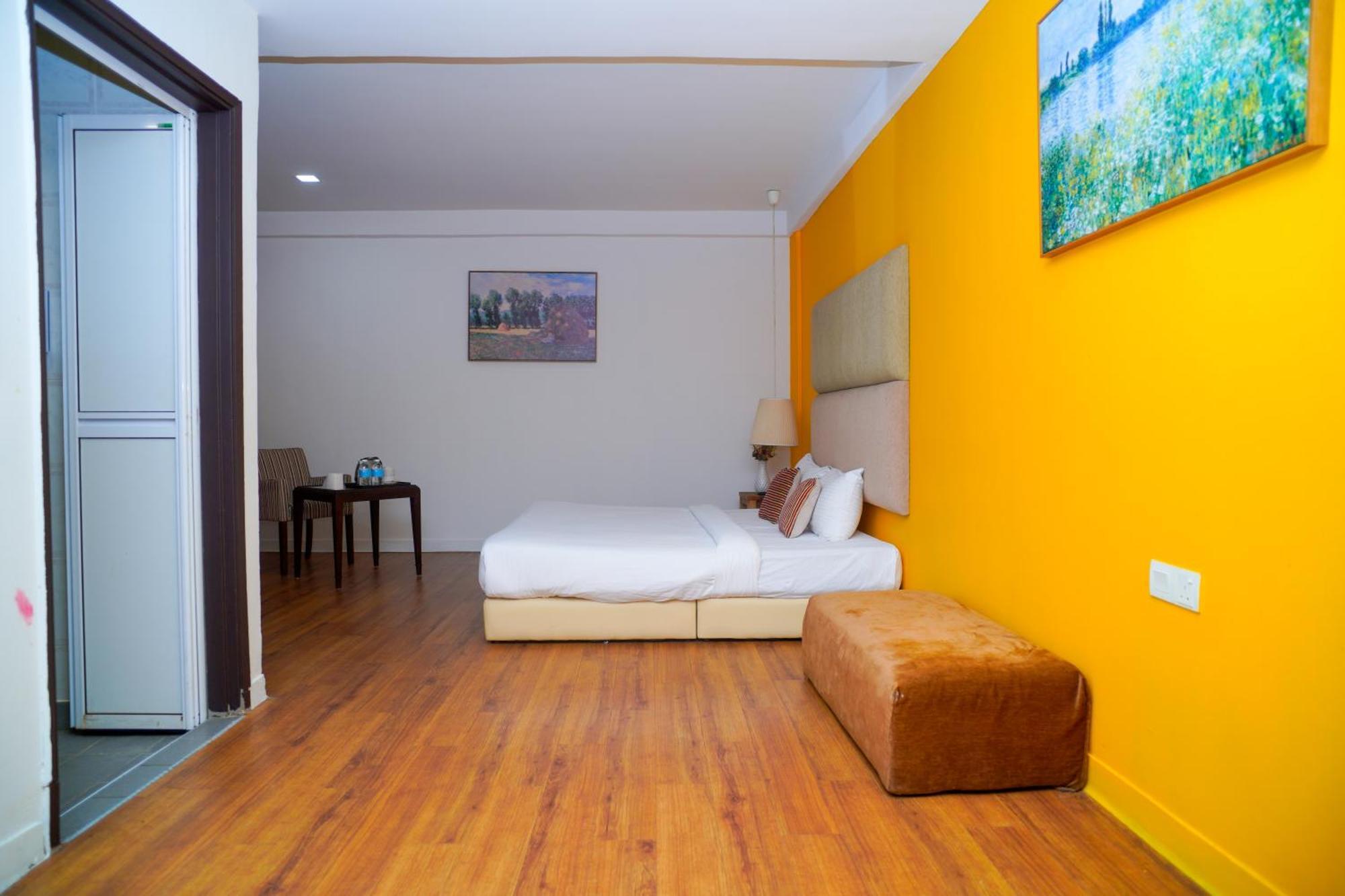 Redstone Boutique Hotel Куала Лумпур Екстериор снимка