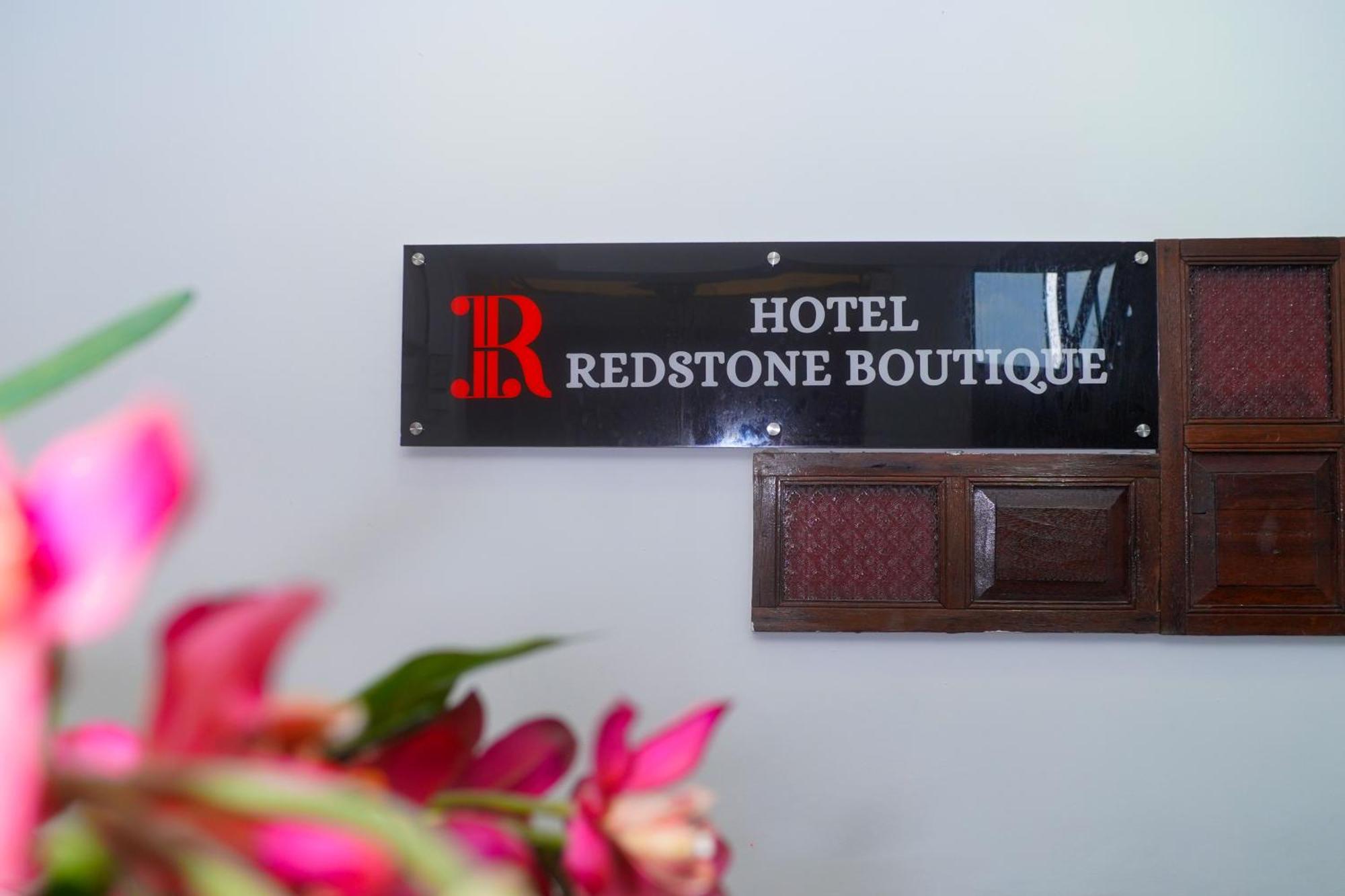 Redstone Boutique Hotel Куала Лумпур Екстериор снимка