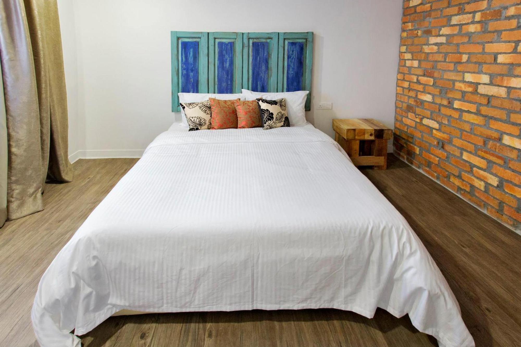 Redstone Boutique Hotel Куала Лумпур Екстериор снимка